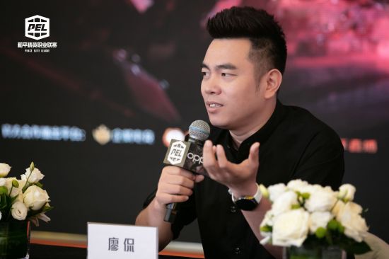 T1战队夺得英雄联盟全球总决赛三连冠的辉煌时刻